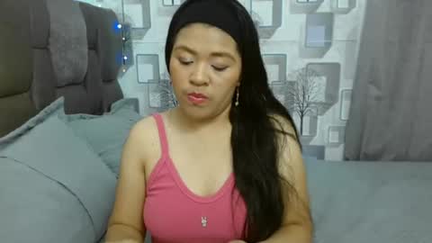 Snapshot of sarahsweetty chatting on 06-22-26, 02:46 Sarah online show from 06-22-26, 02:46