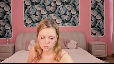 sarahwantslove online show from 04-09-26, 06:19