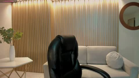 Sarah  independent model online show from 04-01-26, 04:13