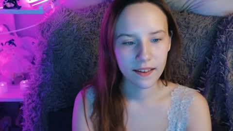 Snapshot of sarakaell chatting on 12-10-24, 01:43 Sara online show from 12-10-24, 01:43