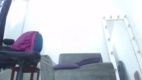 Snapshot of saralovens chatting on 07-08-26, 01:15 Saraloves online show from 07-08-26, 01:15