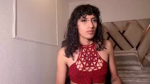 saralukasvg online show from 06-18-26, 11:03