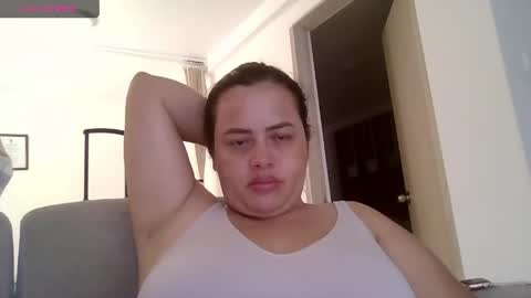 Snapshot of saramartinez100 chatting on 06-03-26, 02:33 sara martinez online show from 06-03-26, 02:33