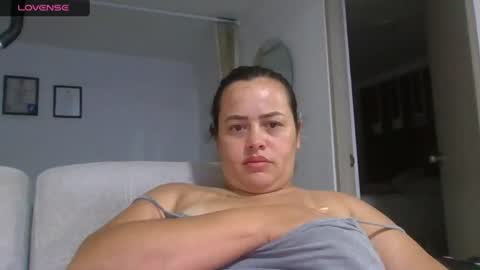 Snapshot of saramartinez100 chatting on 07-28-26, 12:29 sara martinez online show from 07-28-26, 12:29