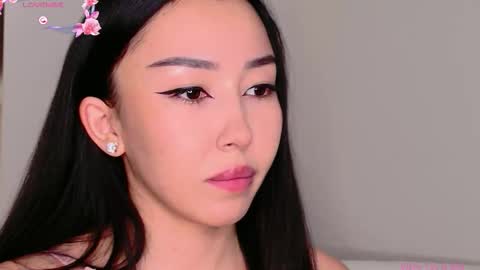 Mia online show from 11-06-25, 08:48