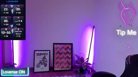 Sara online show from 03-12-25, 03:57