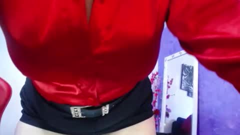 Snapshot of sarasmith2 chatting on 12-02-25, 04:24 sara online show from 12-02-25, 04:24