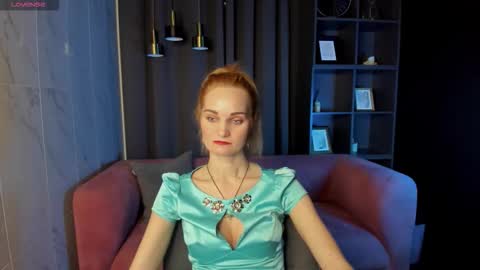 Sara online show from 12-21-25, 01:40