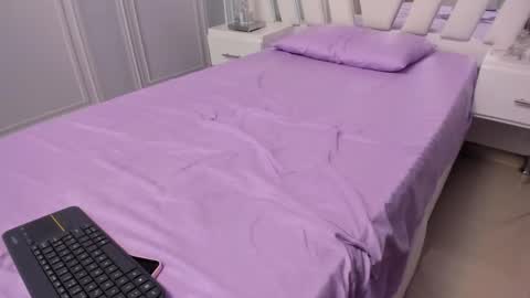 Sara  online show from 02-01-25, 10:13