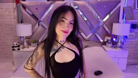 Sara  online show from 05-21-26, 06:15