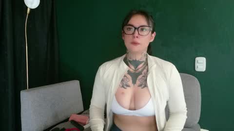 Snapshot of saratrita chatting on 05-24-26, 07:52 Sara Herrera online show from 05-24-26, 07:52