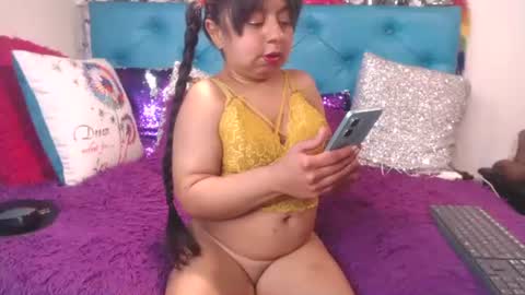 Sara Wills online show from 02-06-26, 02:31