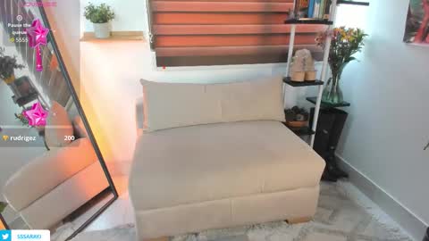 Snapshot of saray_cum chatting on 10-28-25, 08:55 saray online show from 10-28-25, 08:55