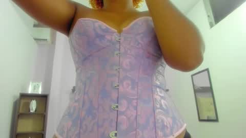 Snapshot of saray_sexy_love chatting on 02-26-26, 11:20 saray_sexy_love online show from 02-26-26, 11:20