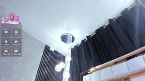 Snapshot of sarayroyse chatting on 10-07-25, 07:44 Saray online show from 10-07-25, 07:44