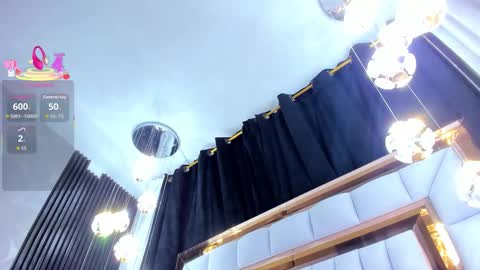 Snapshot of sarayroyse chatting on 11-06-25, 08:21 Saray online show from 11-06-25, 08:21