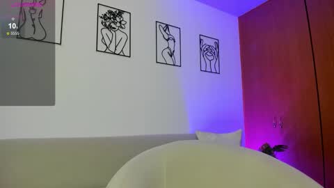 Snapshot of saraysweet_ chatting on 12-23-24, 09:51 saraysweet_ online show from 12-23-24, 09:51