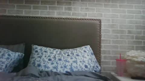 Sara online show from 03-02-25, 02:43