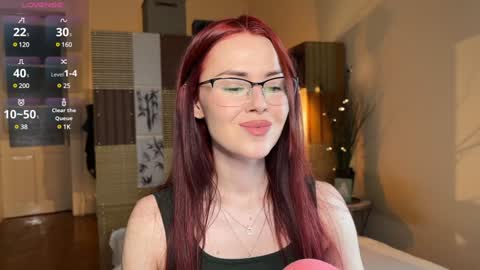 Snapshot of sargonium909 chatting on 02-05-25, 08:46 Veronika online show from 02-05-25, 08:46