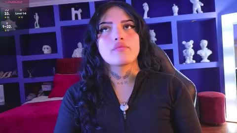 Sari  online show from 10-19-25, 09:37