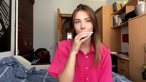 Snapshot of sarigerla chatting on 07-18-26, 10:08 sarigerla online show from 07-18-26, 10:08
