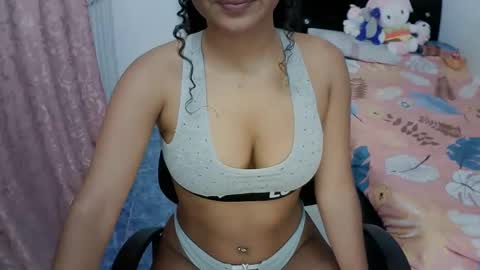 Snapshot of sarisha__ chatting on 01-26-25, 03:06 Sarisha online show from 01-26-25, 03:06