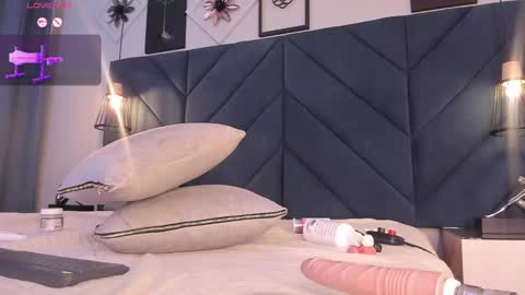 Sara  online show from 03-09-25, 09:57