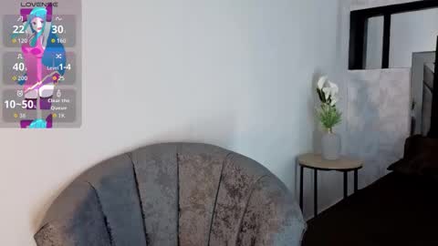 sarah online show from 12-17-25, 08:26