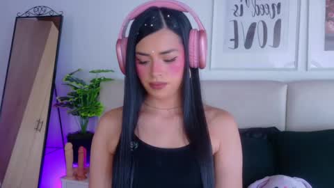 Sara online show from 05-30-26, 09:23