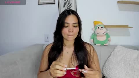 Snapshot of saritadolly_ chatting on 09-26-25, 03:54 Sara Cute online show from 09-26-25, 03:54