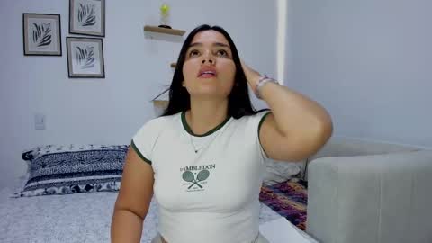 Snapshot of saritadolly_ chatting on 11-07-25, 09:04 Sara Cute online show from 11-07-25, 09:04