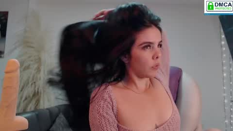Snapshot of saritaprincess chatting on 04-21-26, 01:42 Sara online show from 04-21-26, 01:42