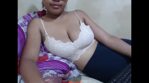 saronette online show from 01-09-25, 07:10