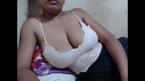 saronette online show from 01-16-25, 10:10