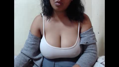 saronette online show from 11-17-25, 06:30