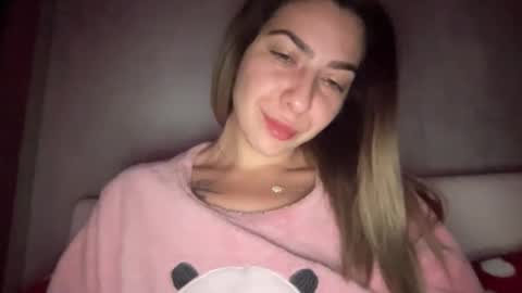 Sarrah online show from 11-26-25, 10:22