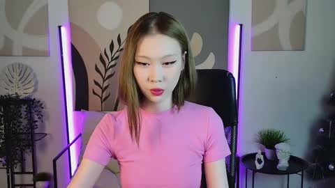 Snapshot of sarrahrice chatting on 02-27-26, 04:29 SarahRice online show from 02-27-26, 04:29