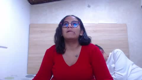 Snapshot of sasahsalomefon chatting on 08-08-26, 02:57 Sasha Y Felipe online show from 08-08-26, 02:57