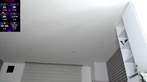 Snapshot of sasha_baby69 chatting on 10-01-25, 01:22 yesica online show from 10-01-25, 01:22