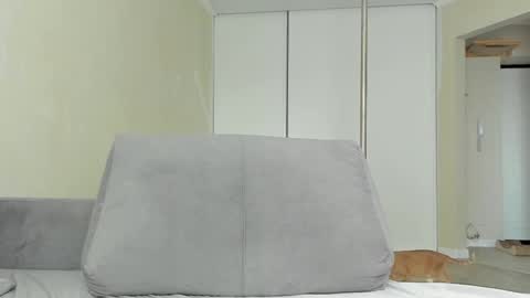 Sasha online show from 05-25-26, 05:46