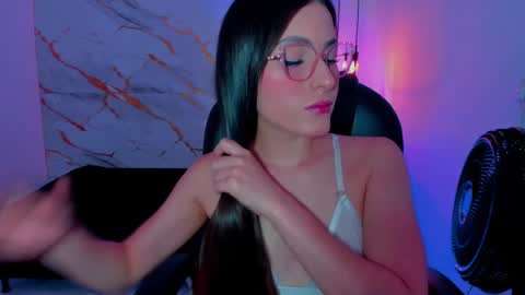 Snapshot of sasha_kendrick chatting on 09-27-25, 10:59 Sasha online show from 09-27-25, 10:59