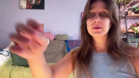 Alexandra Sasha in short online show from 04-19-26, 06:24