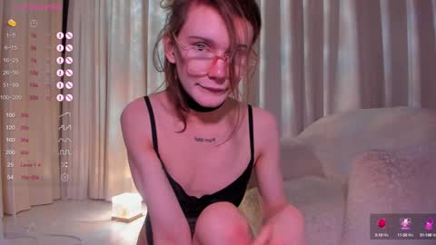 Snapshot of sasha_vesmus chatting on 01-20-25, 12:36 Sasha Vesmus online show from 01-20-25, 12:36