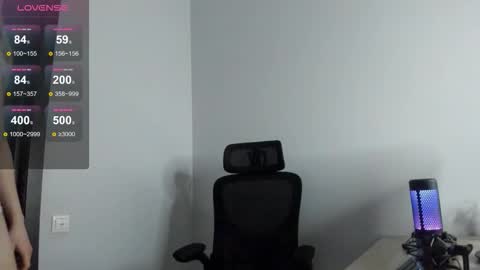 Snapshot of sasha_vesmus chatting on 11-08-25, 08:40 Sasha Vesmus online show from 11-08-25, 08:40