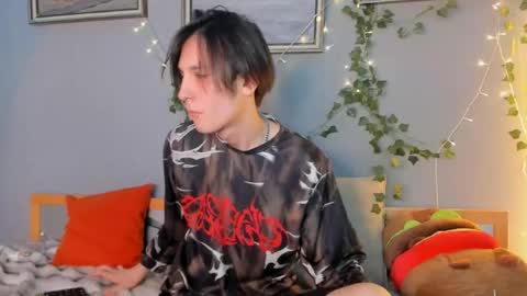 Snapshot of sasha_vesmus chatting on 05-21-26, 10:17 Sasha Vesmus online show from 05-21-26, 10:17