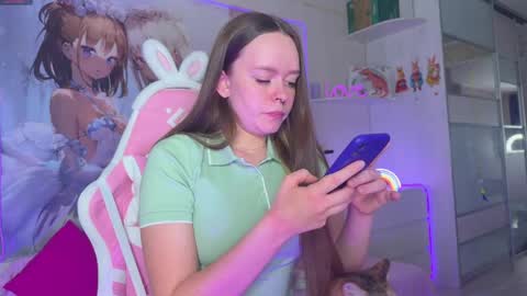 Snapshot of sashacollerx chatting on 04-19-26, 06:32 Alexa online show from 04-19-26, 06:32