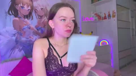 Snapshot of sashacollerx chatting on 07-04-26, 07:03 Alexa online show from 07-04-26, 07:03