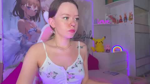 Snapshot of sashacollerx chatting on 07-09-26, 08:07 Alexa online show from 07-09-26, 08:07