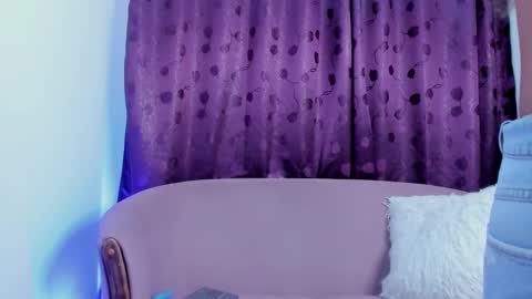 sashaheaven_ online show from 01-15-25, 12:41