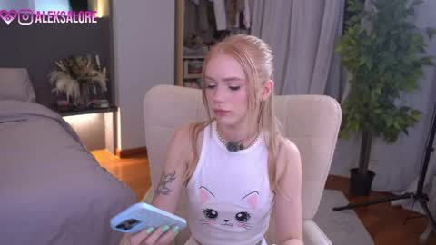 Snapshot of sashalore chatting on 05-30-26, 03:03 sashalore online show from 05-30-26, 03:03